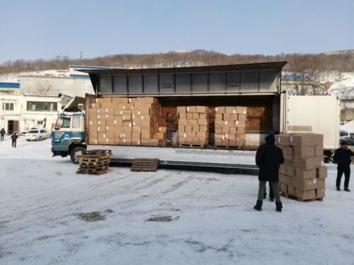 05.03. г. Хабаровск, выгрузка 372 контейнера