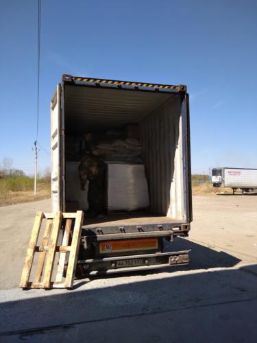 07.05. г. Хабаровск, выгрузка 364 контейнера