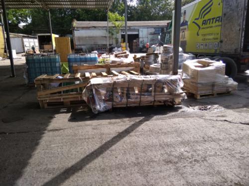 03.09.  г. Хабаровск, выгрузка 333 контейнера